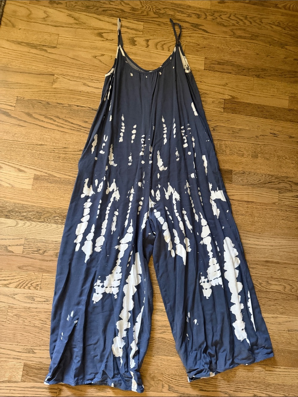 NEW WITHOUT TAGS Navy & White Tie-Dye Wide-Leg Jumpsuit, Sz Medium